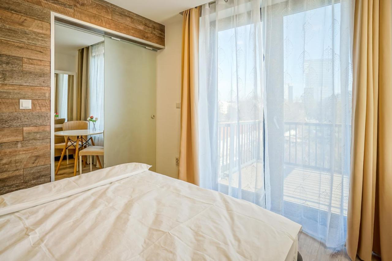 Bright Apartments Moments Away From Herastrau Park, Mall And Metro Букурещ Екстериор снимка